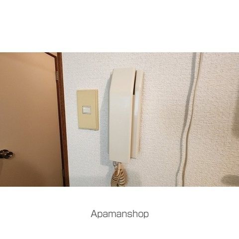 ビッグバーンズマンション南郷の内装写真