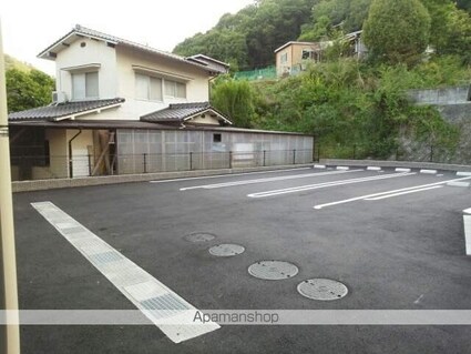 メゾン　幸[2LDK/53.95m2]の駐車場