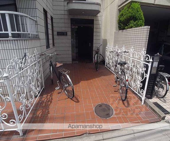 メゾン葵の玄関写真
