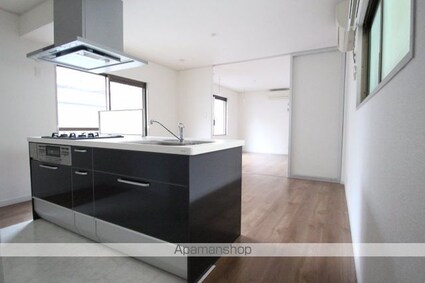 東京都中野区大和町１丁目[1LDK/42.4m2]のキッチン