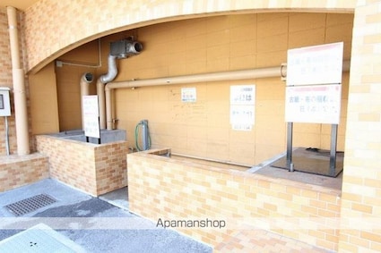 ダイアパレス丸の内６０８号[3LDK/61.05m2]の共用部1