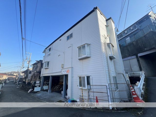 ヤングプラザの外観写真