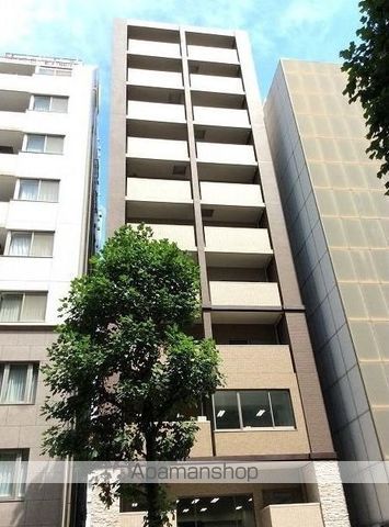 横浜市中区住吉町のマンションの外観1