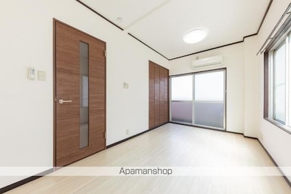 ステーションハイツ太田[1K/26m2]のリビング・居間