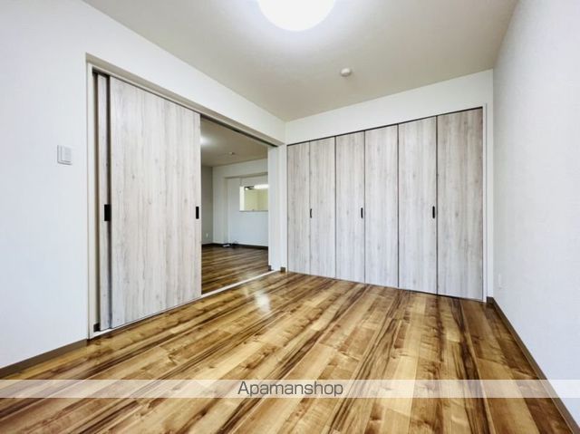 アール・ヒルズコートの内装写真
