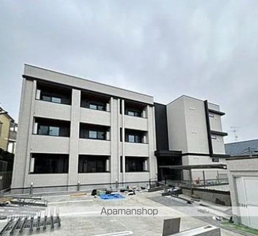 TOLERANCIA吹田千里丘の外観写真