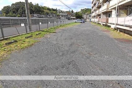 ビレッジハウス中須２号棟[1DK/28.98m2]の駐車場