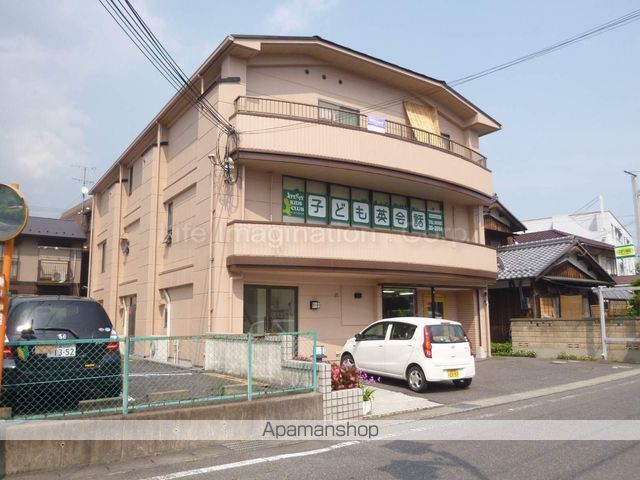 メゾンエクラタンの外観写真