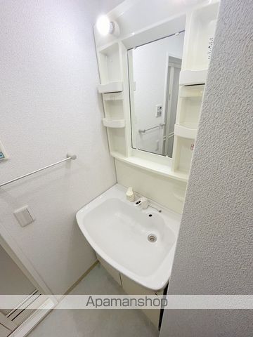 フィオレ・レジデンス出島海岸通の内装写真