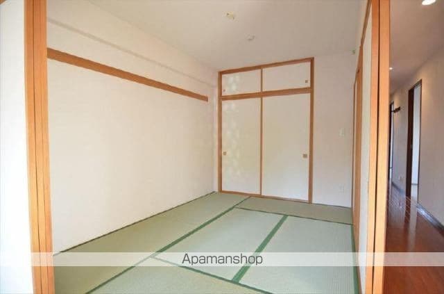 apartment 福島県郡山市方八町１丁目確認中
地図を見る