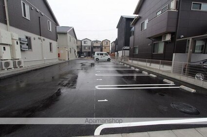 香川県高松市福岡町２丁目[1LDK/40.26m2]の駐車場