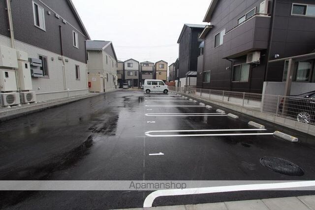 香川県高松市福岡町２丁目[1LDK/40.26m2]の駐車場