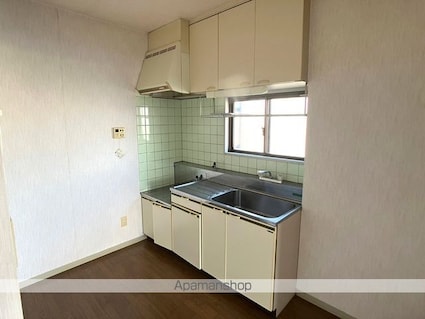 愛知県半田市大伝根町２丁目[3LDK/65.98m2]のキッチン