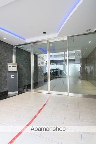 SERENITE心斎橋グランデの玄関写真