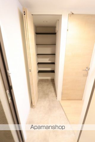 カレラ学園前の内装写真