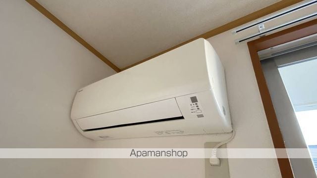 シャンポール芳泉D棟の内装写真