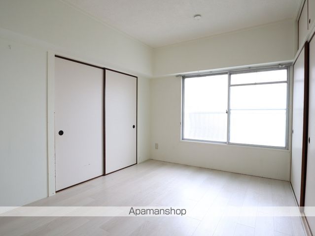 ST PLAZA ARAHATAの内装写真