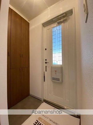 ロイヤルコートセラ[3DK/67.17m2]の玄関