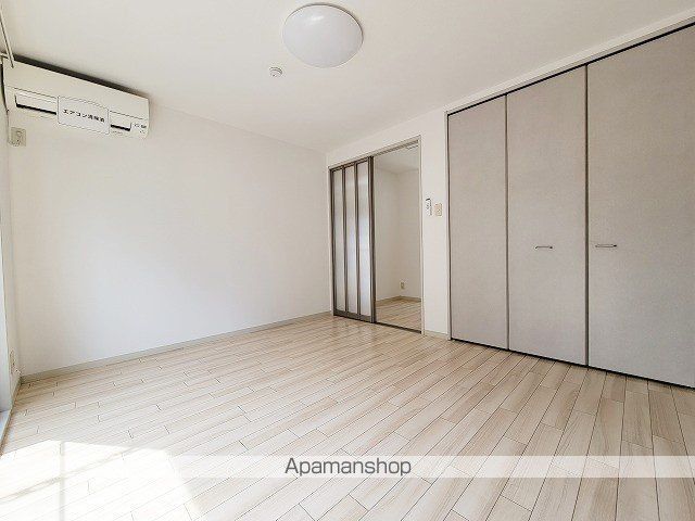 フレグランスイワマの内装写真