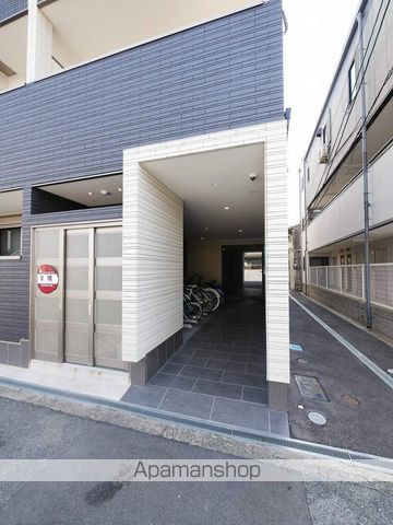 REVITA加島の玄関写真