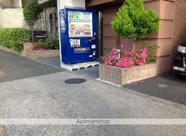 レオネクストルフェリの外観写真