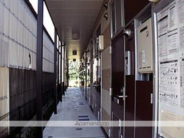 レオパレスコンフォートK2の玄関写真