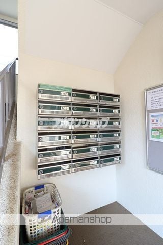 メゾン松月の玄関写真