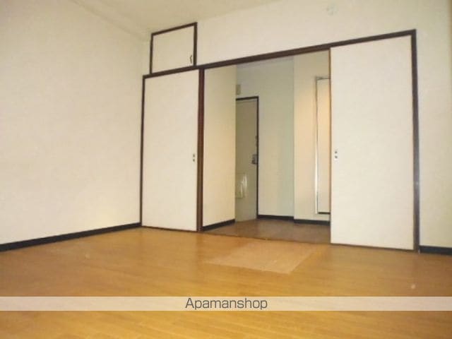 春日マンションの内装写真