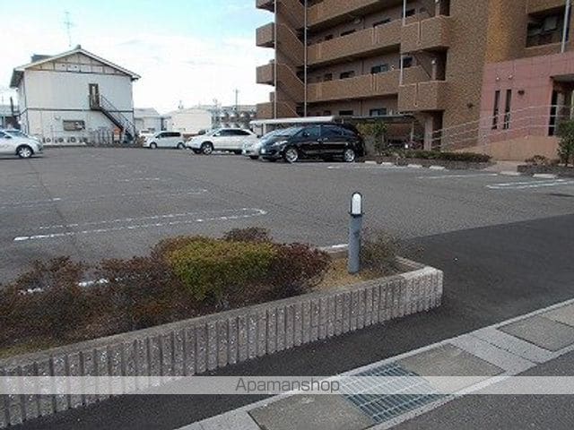 【羽島郡岐南町野中のマンションの外観3】