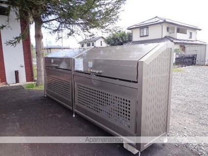 ソリッドリバーサイド松本[2LDK/58.87m2]の共用部3