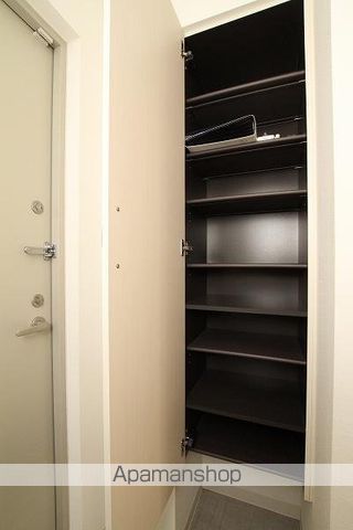ライジングプレイス亀戸の内装写真
