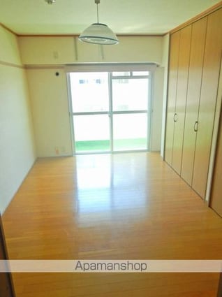 徳島県徳島市中昭和町１丁目[3DK/67.18m2]の内装1
