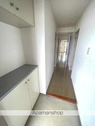 サンコート南草津[3LDK/76.89m2]の玄関