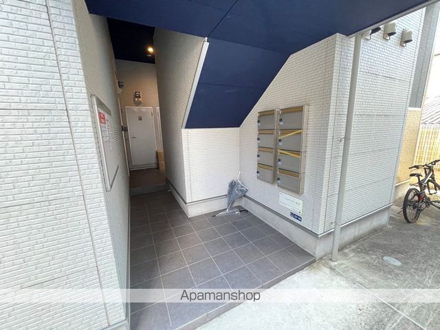 クレアシオン友井の玄関写真