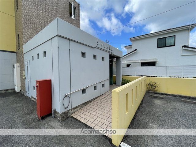 シャルム阪上の玄関写真