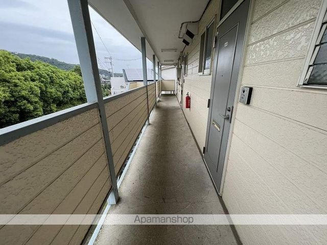 石井ハイツの玄関写真