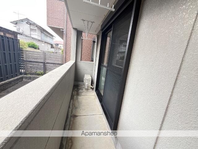 サバービアの内装写真