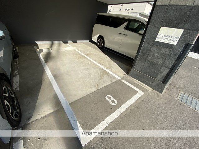 ノヴァ知事公館前のその他写真