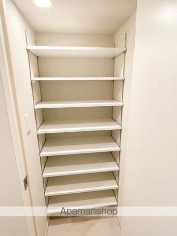 スプランディッド江坂IIIの内装写真
