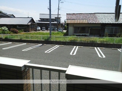 サンリット　ヒル　Ⅱ[1LDK/45.25m2]の駐車場