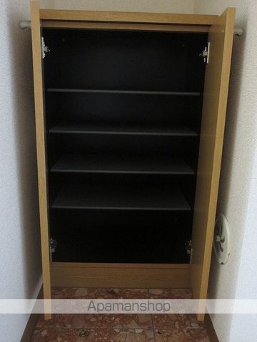 フローラ若松の内装写真