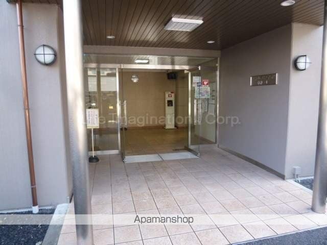 シャルマンコーポ草津の玄関写真