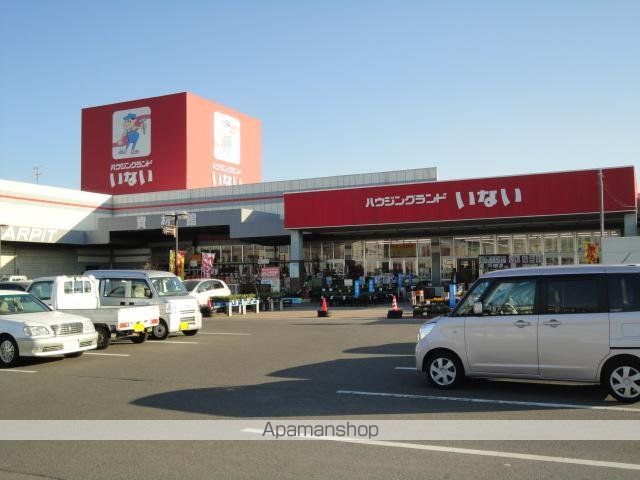 ゴールドクレストの周辺写真