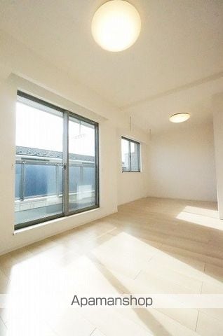 プルチーノIIの内装写真