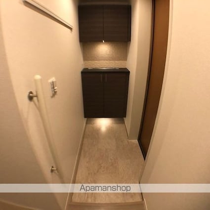 プラウ２３[2LDK/61.75m2]の玄関