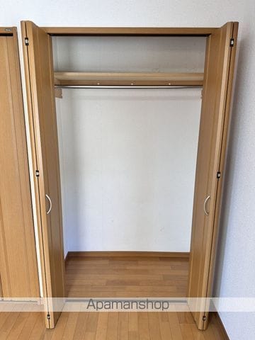 日光台ハイツA棟の内装写真