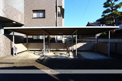 香川県高松市林町[2LDK/60.03m2]の共用部1