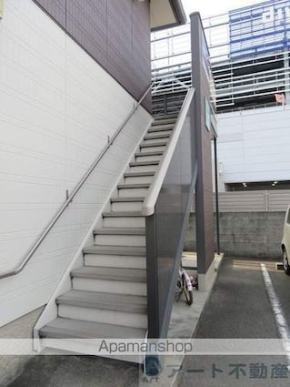 ピースフル[2DK/44.49m2]のエントランス2