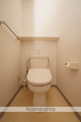 広島県福山市曙町５丁目[3LDK/66.7m2]のトイレ