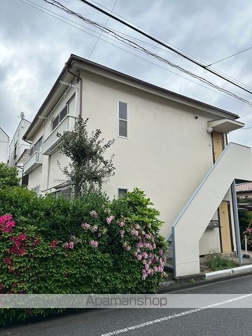 磯川ハイツの外観写真